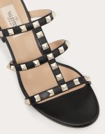 ROCKSTUD CALFSKIN LEATHER SLIDE SANDAL 60 MM - Image 3